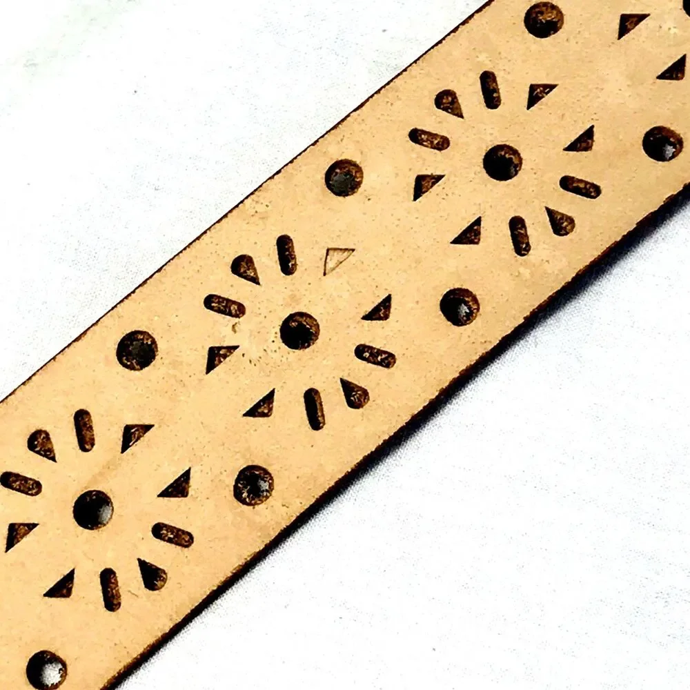 Leather Cut-Out Skinny Belt NEW M L Men Women Tan Beige 43 Waist 26 - 41